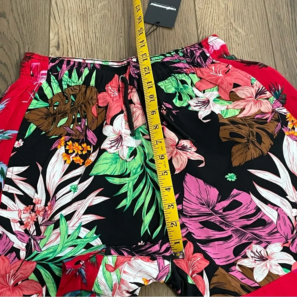 The Hundreds Swim Shorts‎ Mens Small Hawaiian Trunks NEW